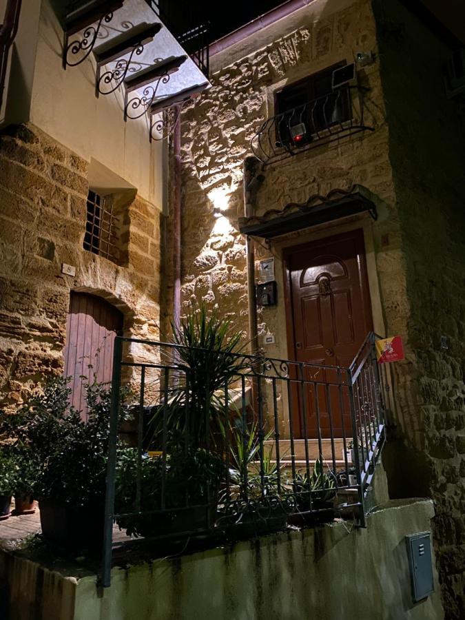 La Trinacria Apartment Agrigento Luaran gambar